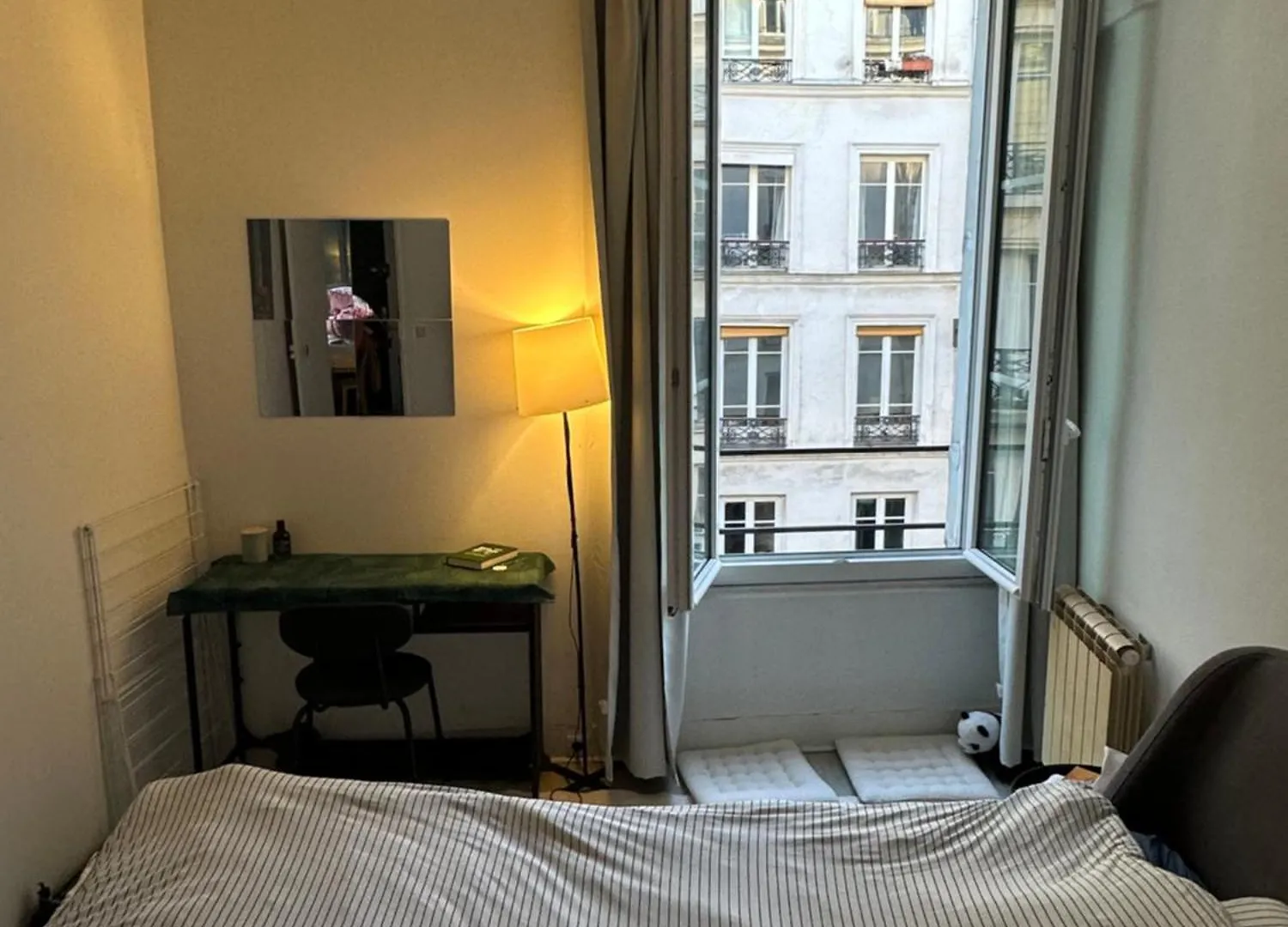 City Center, Cute Cozy Appart Paris France